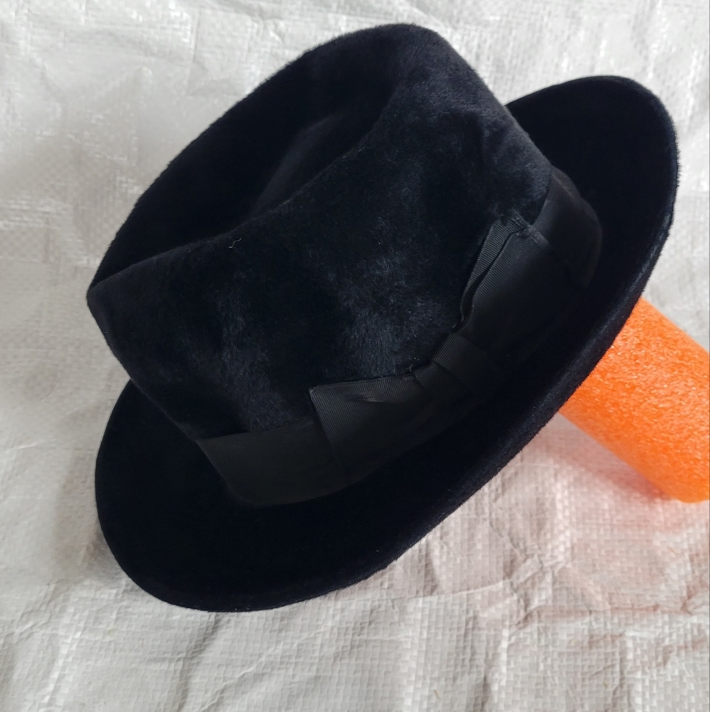 Vintage black felt hat - Picture 2 of 6
